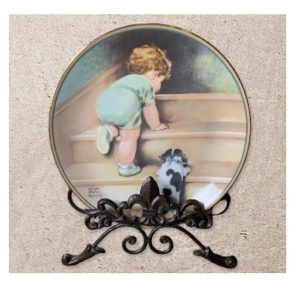 “On The Up & Up” Bessie Pease A Child’s Best Friend Plate Collection 1986 8.5”